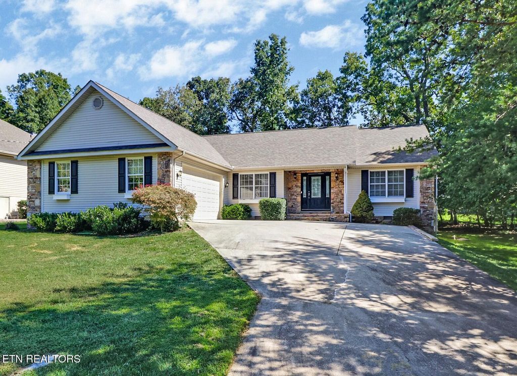 Photo of 157 Cromwell Lane, Crossville, TN 38558 (MLS # 1313803)