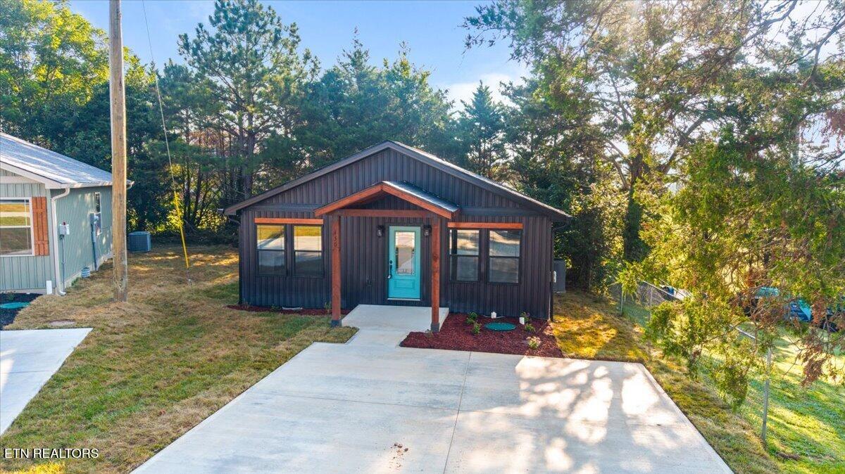 130 Azalea Lane 5