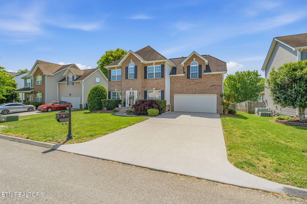 Photo of 5810 Rhyne Cove Lane, Knoxville, TN 37931 (MLS # 1337969)