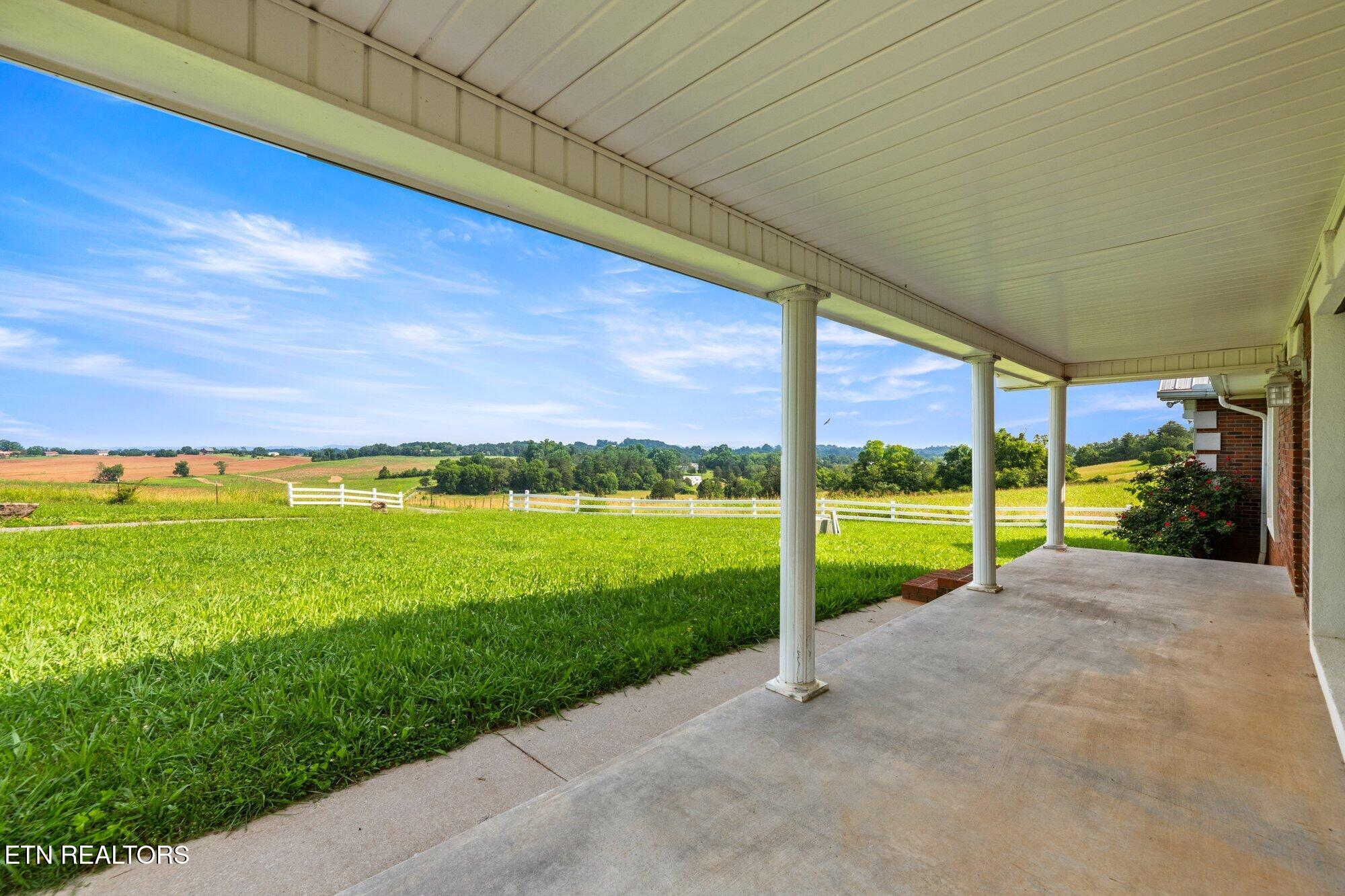 345 Thompson Rd