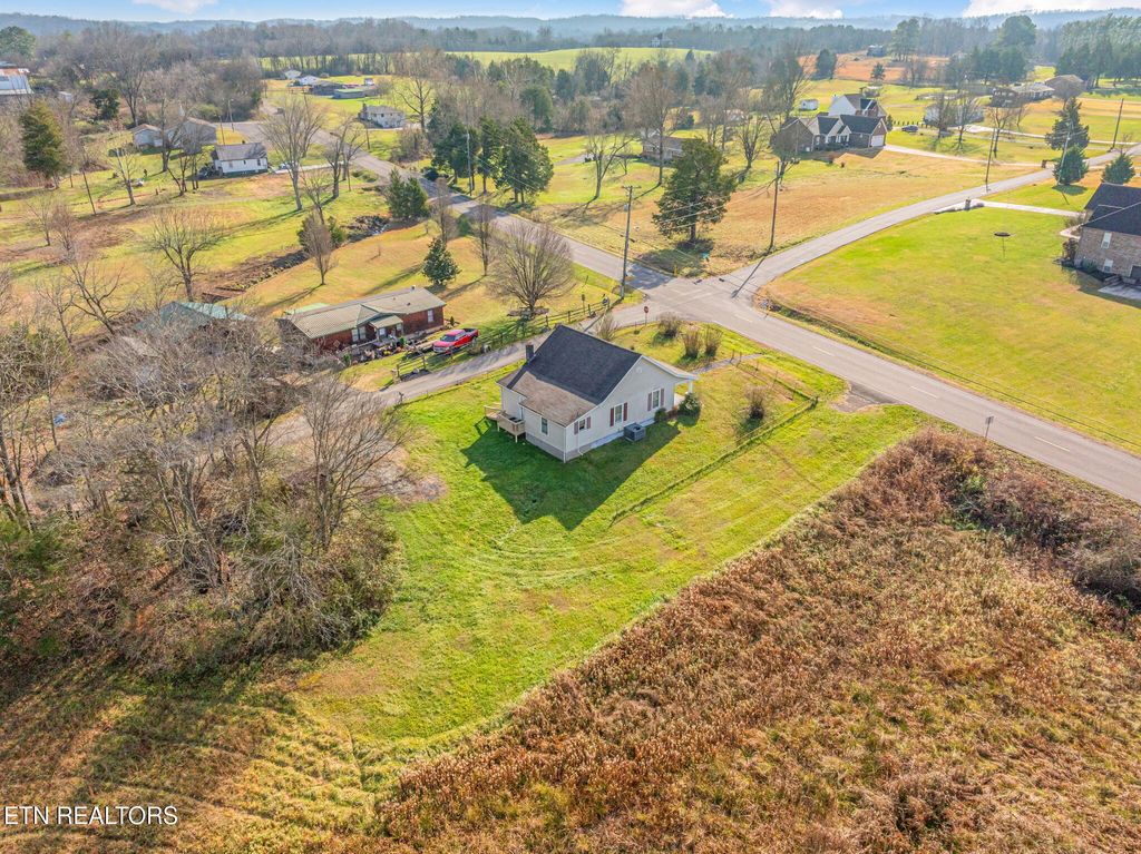 Photo of 8621 N Ruggles Ferry Pike, Strawberry Plains, TN 37871 (MLS # 1323286)