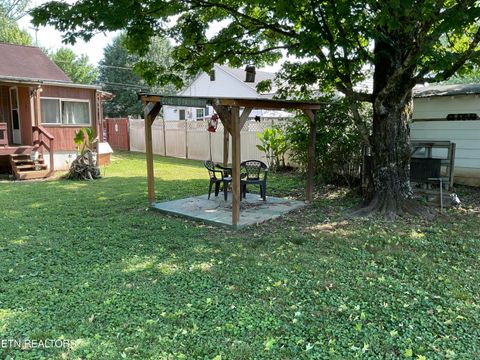 Tiny photo for 1212 Jones St, Athens, TN 37303 (MLS # 1341331)