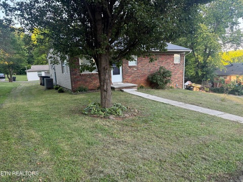 Tiny photo for 1108 Leconte Rd, Knoxville, TN 37914 (MLS # 1340556)