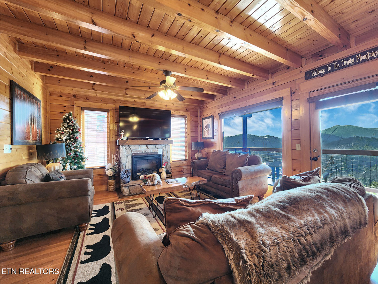 2834 White Oak Ridge Lane