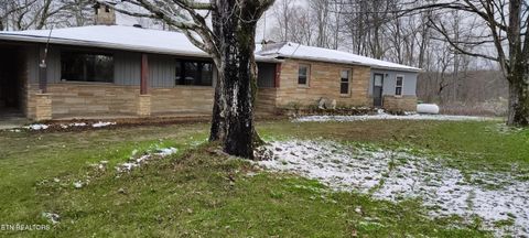 Photo of 710 Dogwood Rd, Rockwood, TN 37854 (MLS # 1333089)