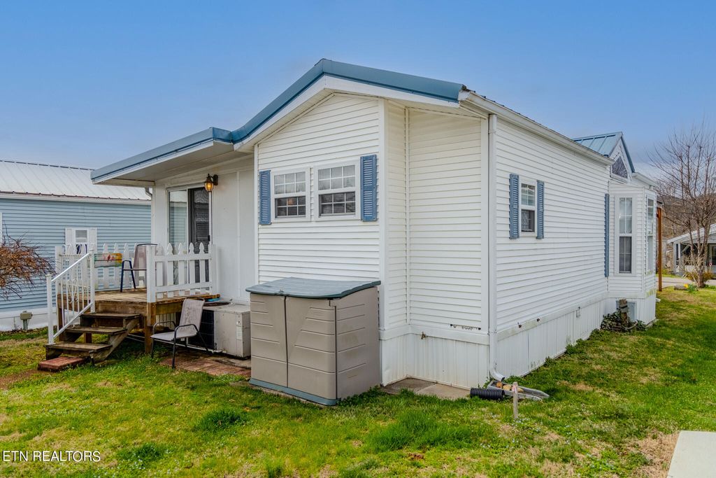 Photo of 1135 Kinglet St, Townsend, TN 37882 (MLS # 1255830)