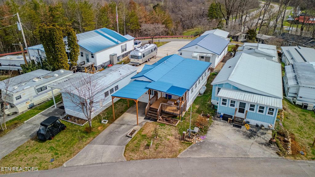 Photo of 1135 Kinglet St, Townsend, TN 37882 (MLS # 1255830)