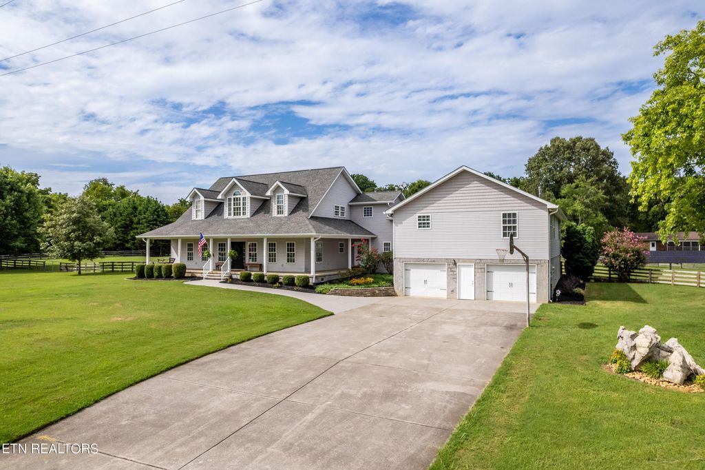 Photo of 367 Cedar Crest Lane, Friendsville, TN 37737 (MLS # 1270956)