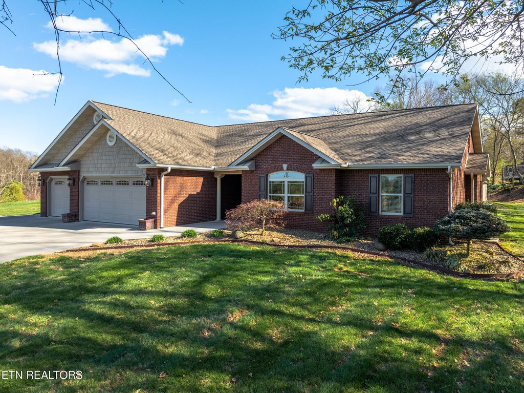 Photo of 225 Piney Rd, Kodak, TN 37764 (MLS # 1333378)