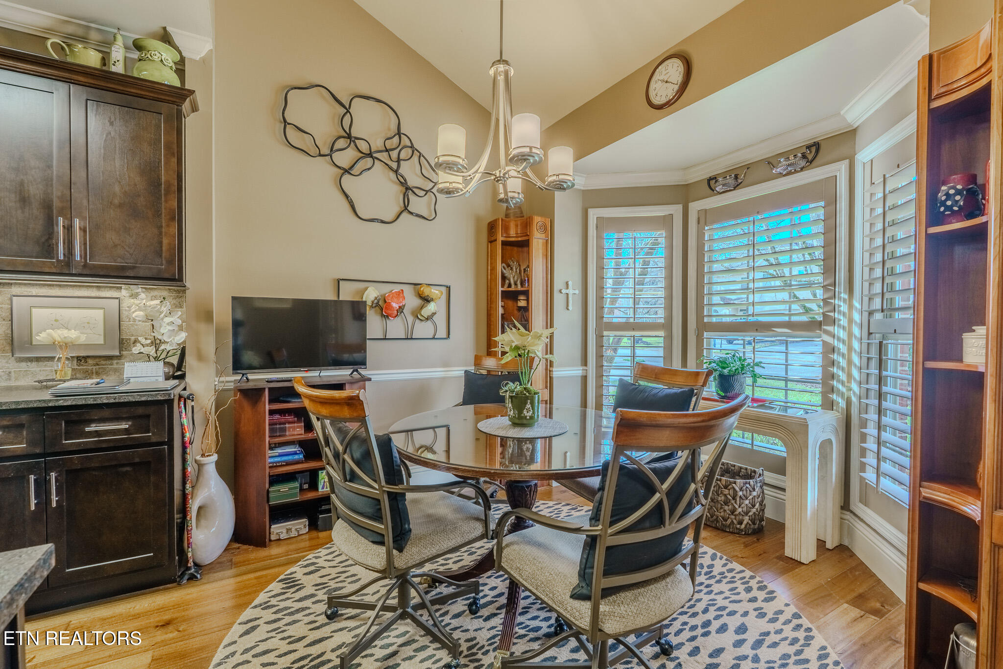 638 Chapel Point Lane