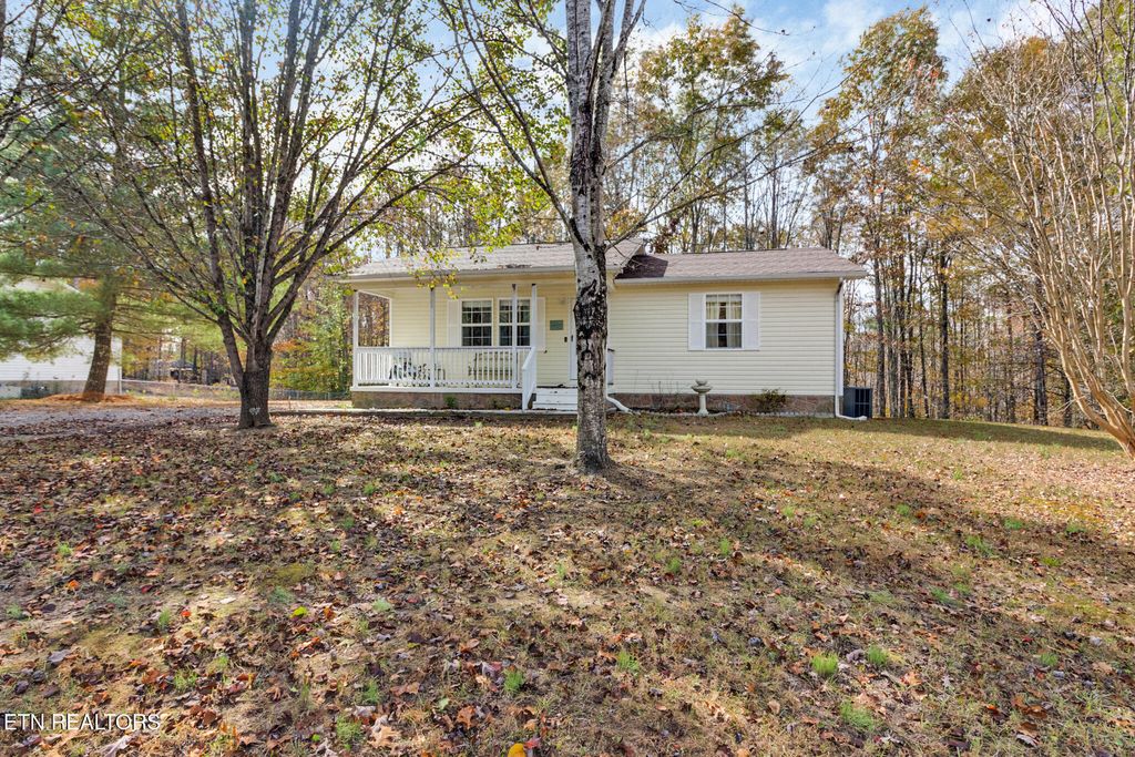Photo of 152 Oak Hill Drive, Wartburg, TN 37887 (MLS # 1281741)