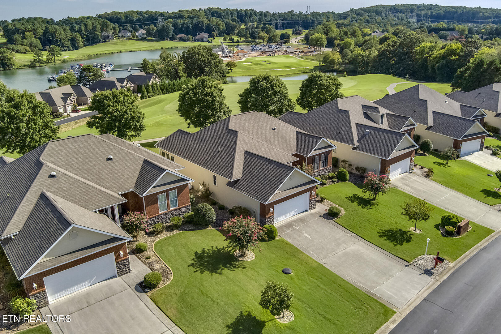 Loudon, Tennessee 37774, United States, 3 Bedrooms Bedrooms, ,2 BathroomsBathrooms,Residential,Coming Soon,196116