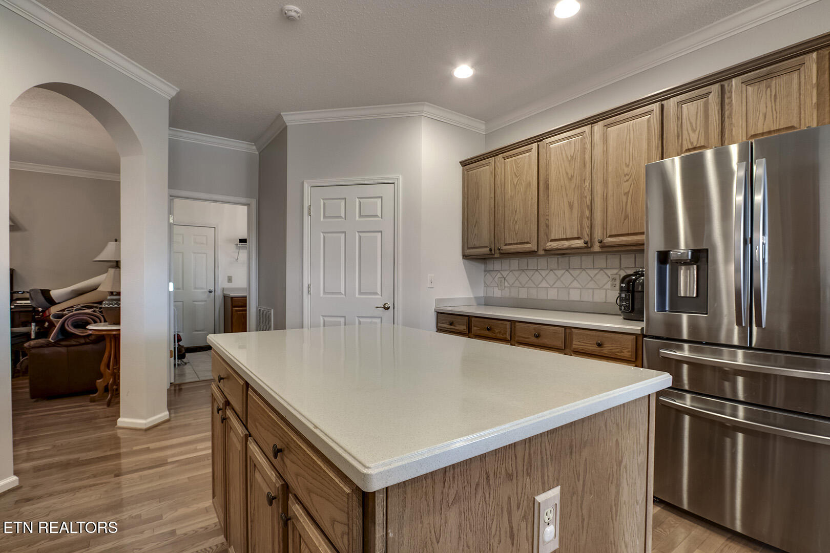 Loudon, Tennessee 37774, United States, 3 Bedrooms Bedrooms, ,2 BathroomsBathrooms,Residential,Coming Soon,196116