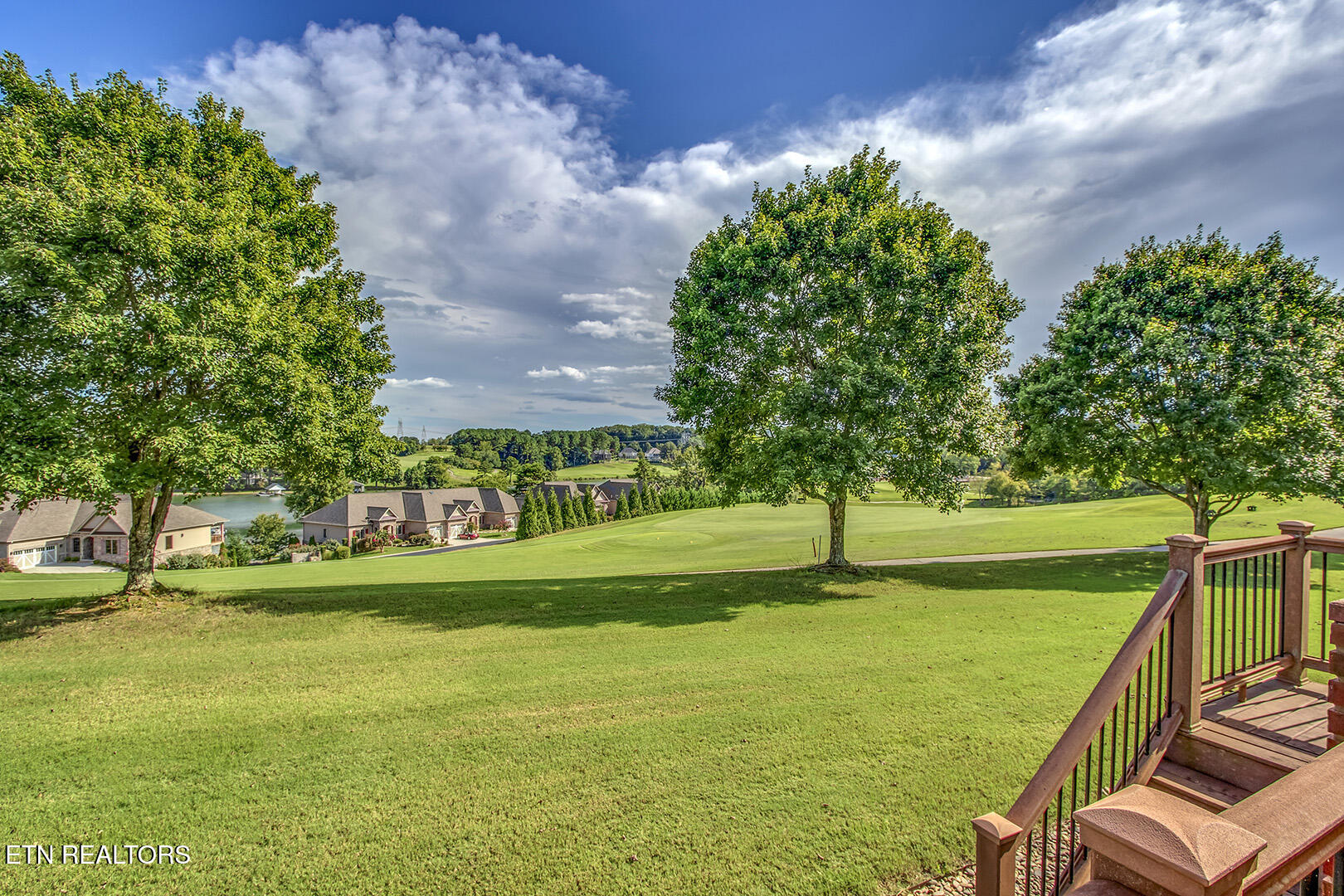 Loudon, Tennessee 37774, United States, 3 Bedrooms Bedrooms, ,2 BathroomsBathrooms,Residential,Coming Soon,196116