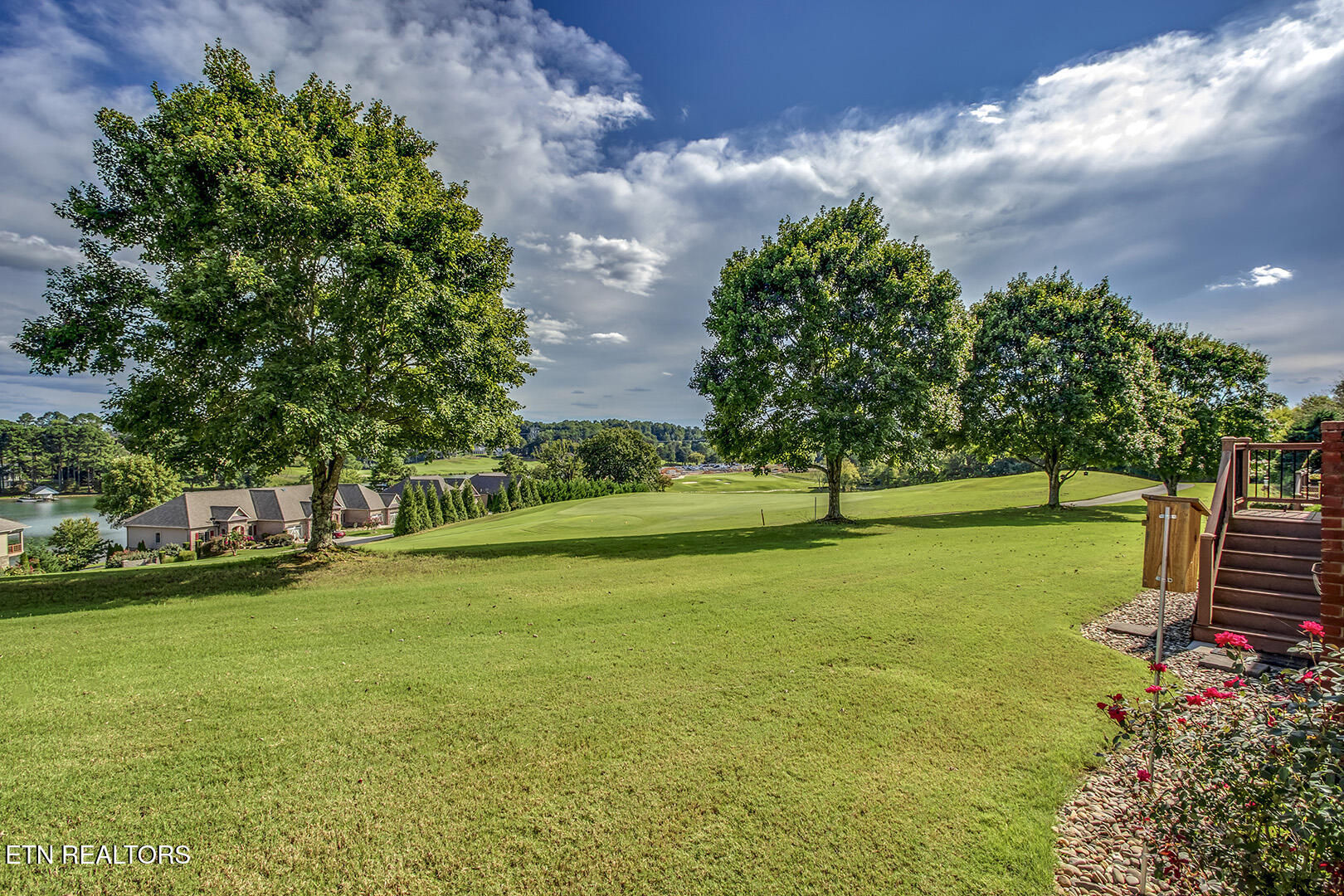 Loudon, Tennessee 37774, United States, 3 Bedrooms Bedrooms, ,2 BathroomsBathrooms,Residential,Coming Soon,196116