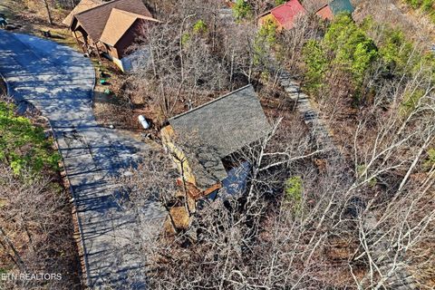 Tiny photo for 2856 Eagle Crest Way, Sevierville, TN 37876 (MLS # 1331293)