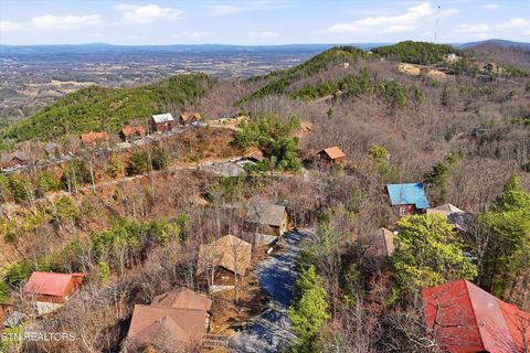 Tiny photo for 2856 Eagle Crest Way, Sevierville, TN 37876 (MLS # 1331293)