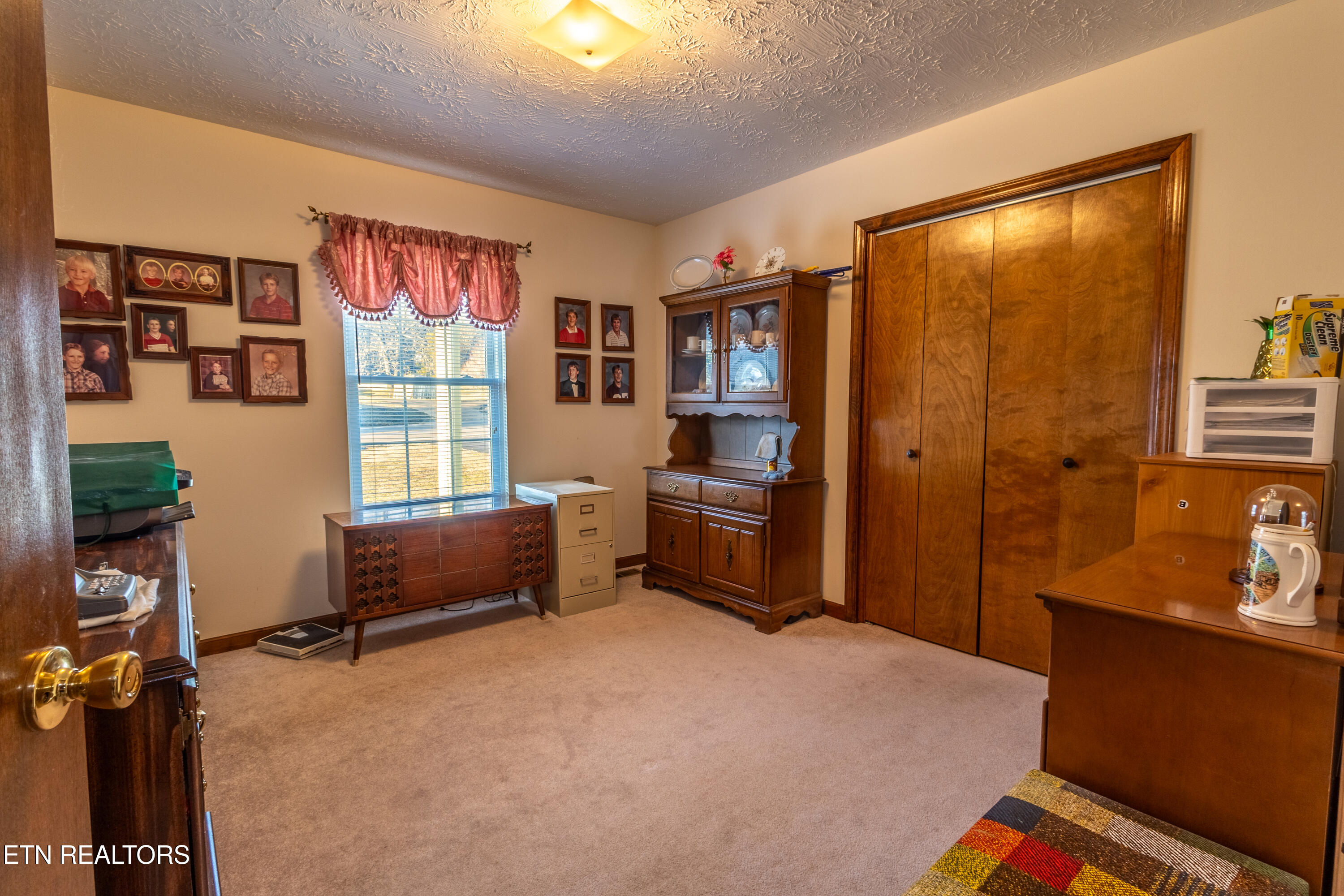 3859 Newport Hwy