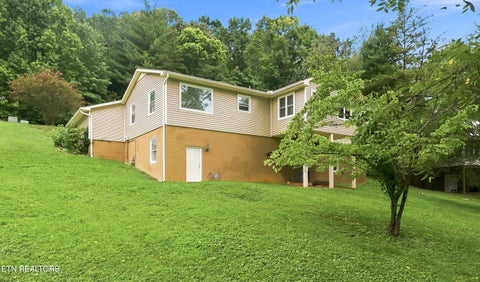 Tiny photo for 105 Trenton Drive, Oak Ridge, TN 37830 (MLS # 1352621)