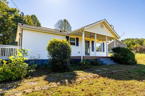 Photo of 813 Sues Way, Maryville, TN 37803 (MLS # 1318799)