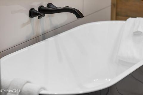 Tiny photo for 2119 Valley Creek Way, Pigeon Forge, TN 37862 (MLS # 1324202)