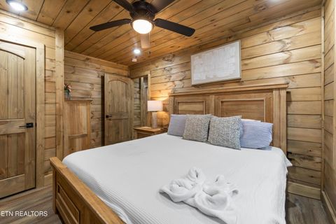 Tiny photo for 2119 Valley Creek Way, Pigeon Forge, TN 37862 (MLS # 1324202)