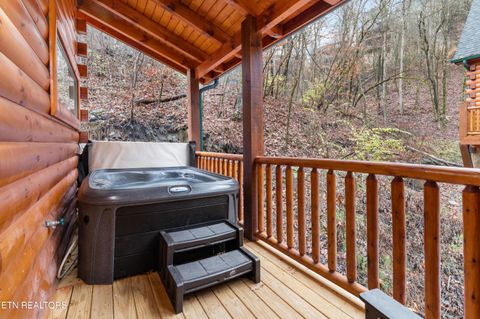 Tiny photo for 2119 Valley Creek Way, Pigeon Forge, TN 37862 (MLS # 1324202)