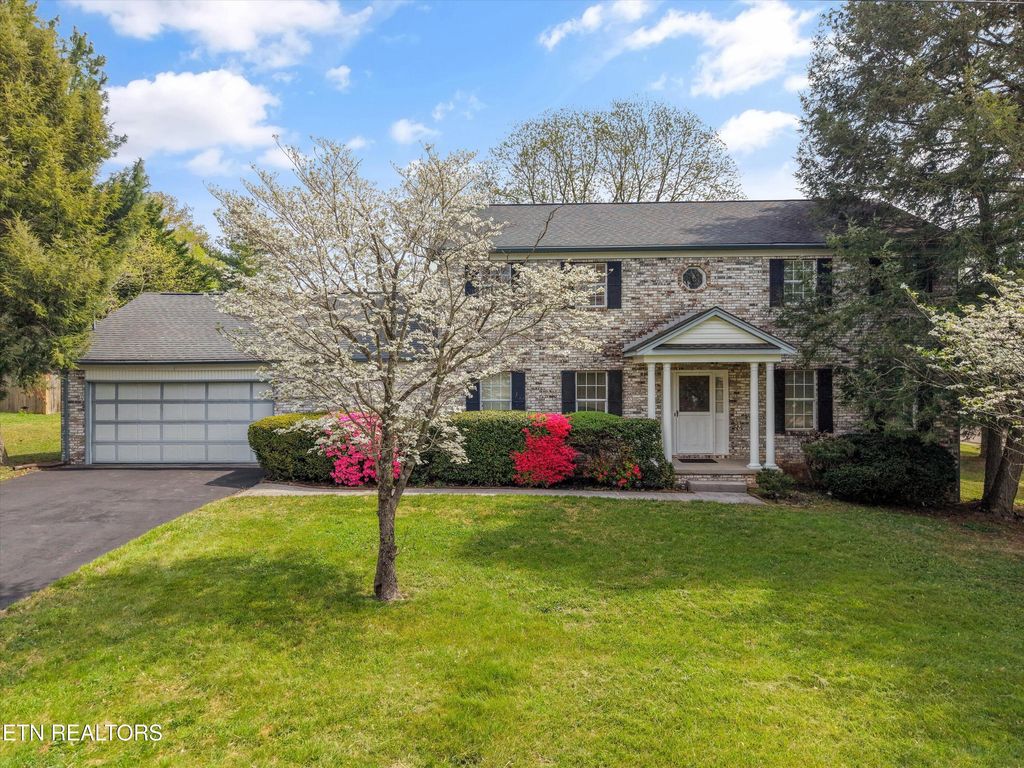 Photo of 600 Fernwood Rd, Knoxville, TN 37923 (MLS # 1336277)