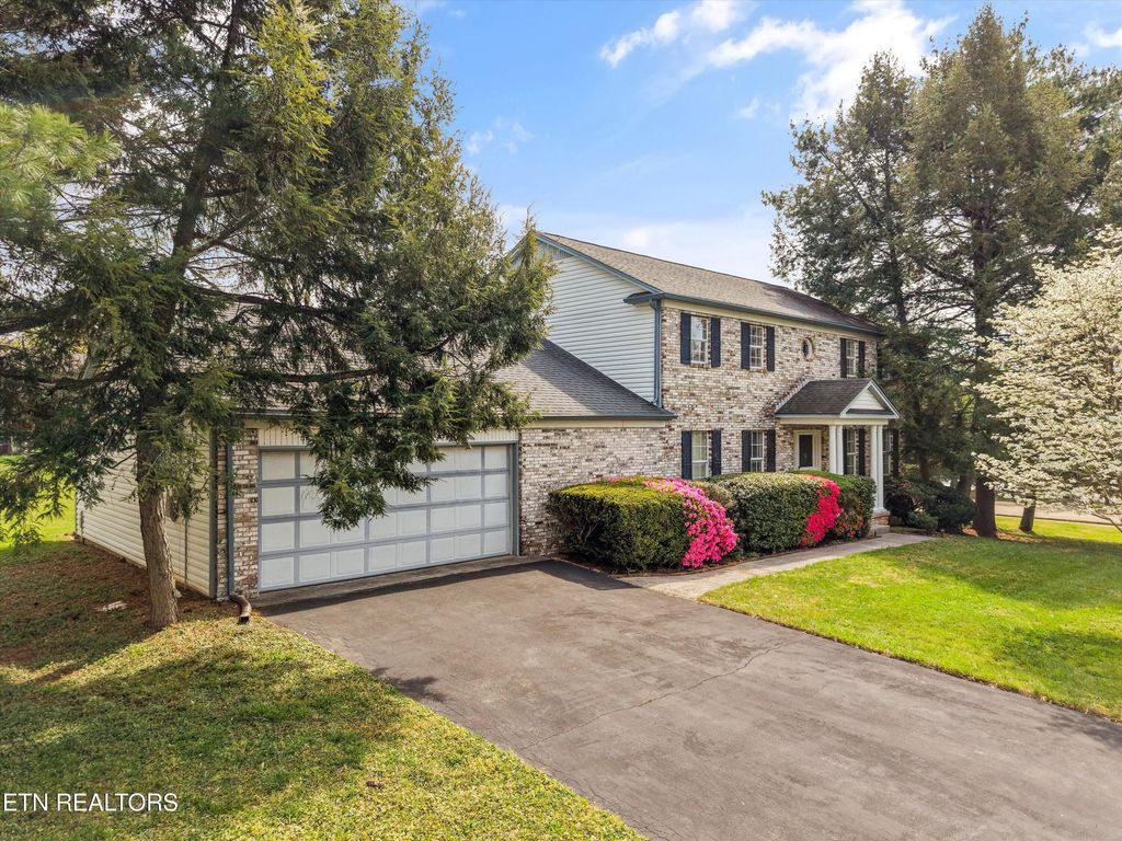 Photo of 600 Fernwood Rd, Knoxville, TN 37923 (MLS # 1336277)