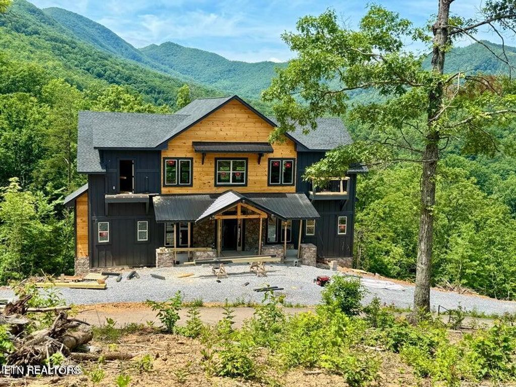 Photo of 955 Caney Creek Rd, Pigeon Forge, TN 37863 (MLS # 1277367)