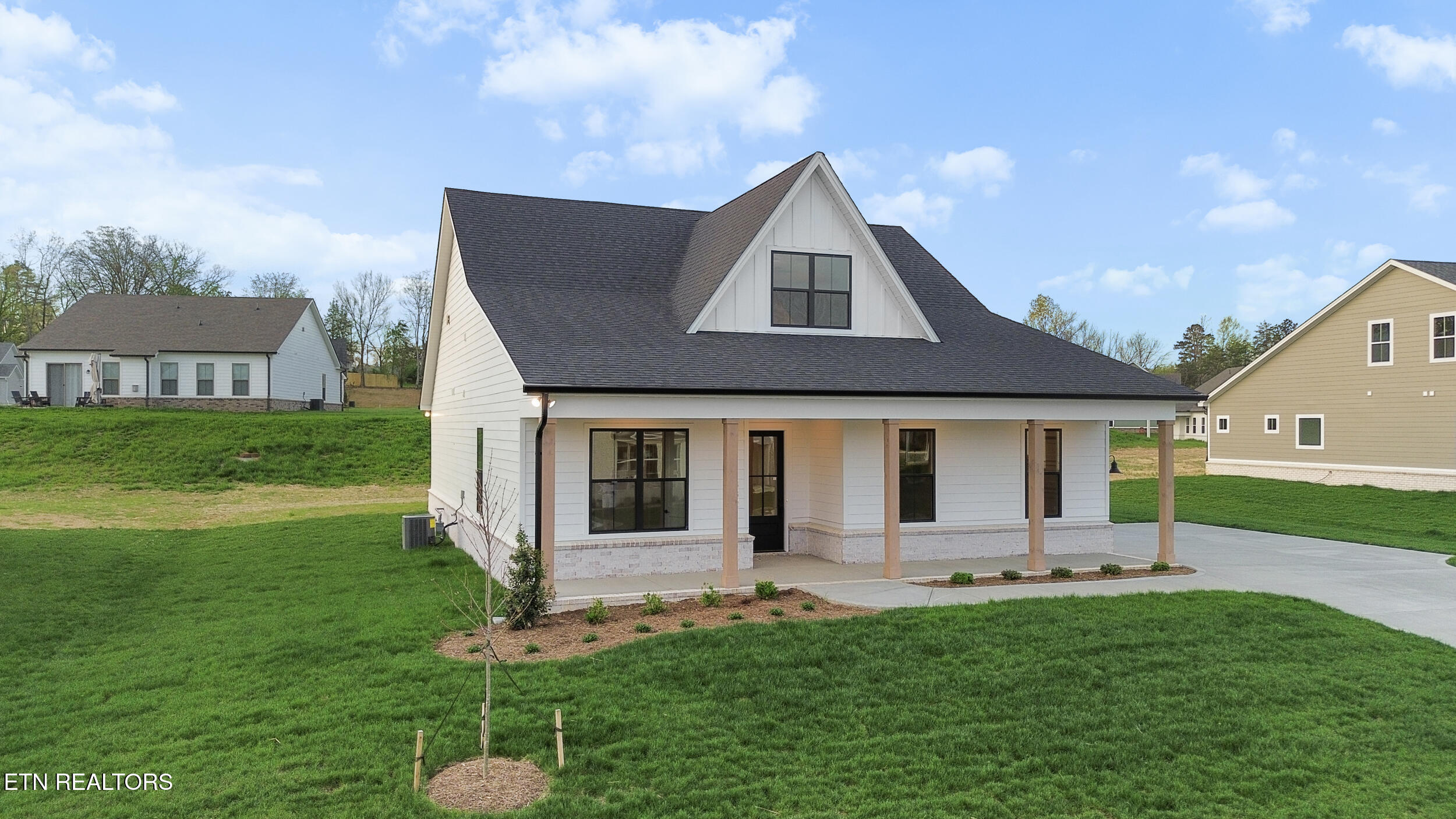 382 Poppy Place