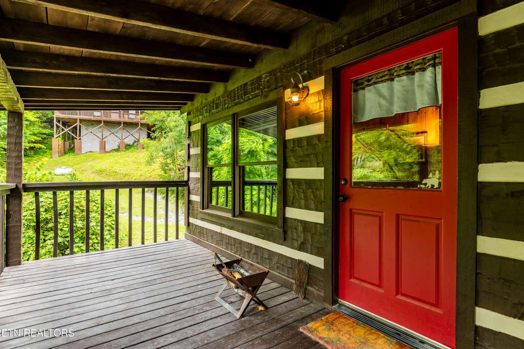 Photo of 2320 Foxwell Way, Sevierville, TN 37876 (MLS # 1350277)