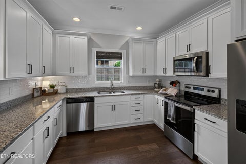 Tiny photo for 8182 Leclay Drive, Knoxville, TN 37938 (MLS # 1356045)