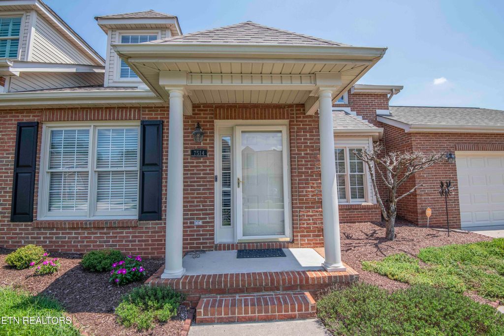 Photo of 7514 Julesburg Way, Powell, TN 37849 (MLS # 1309913)