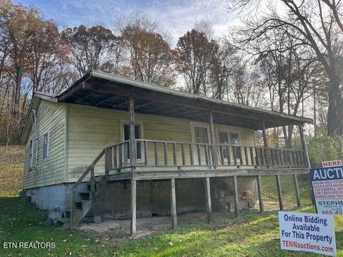 Photo of 539 Carroll Hollow Rd, Clinton, TN 37716 (MLS # 1322820)