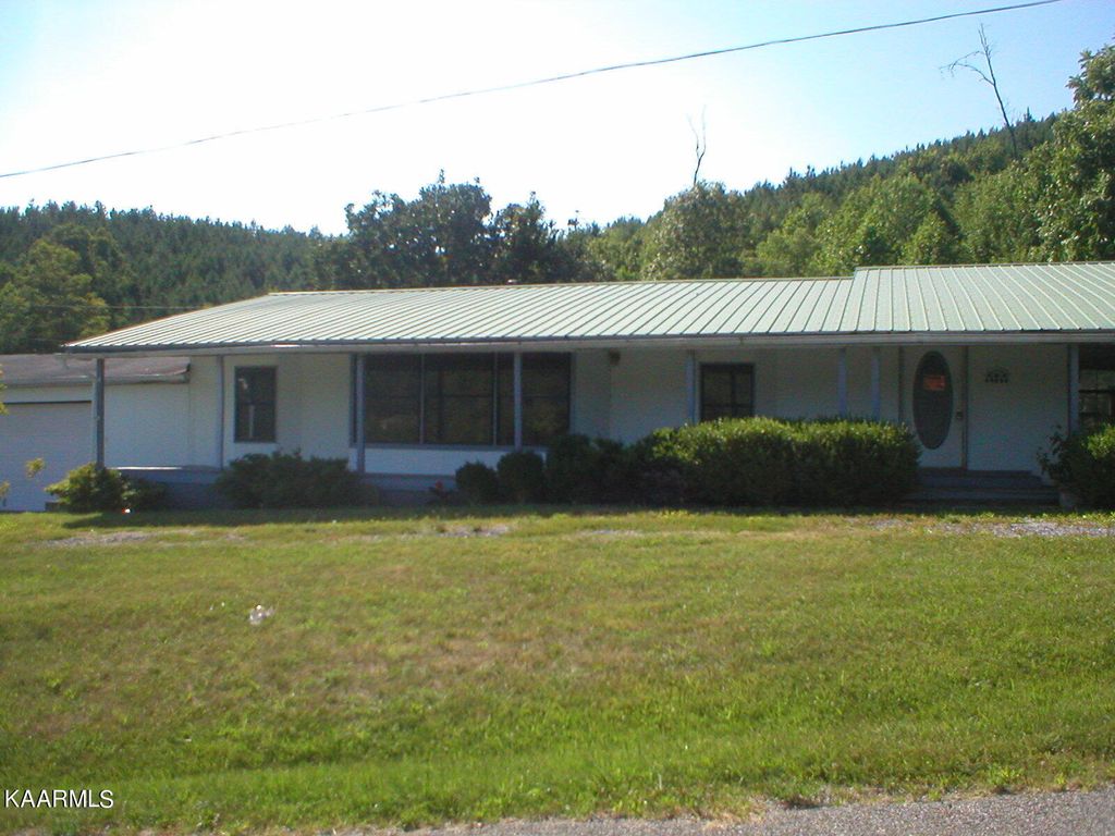 Photo of 177 Martin Rd, Tellico Plains, TN 37385 (MLS # 1237571)