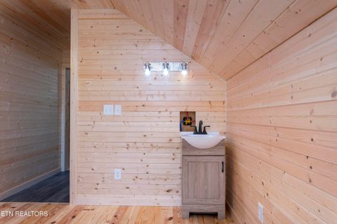 Tiny photo for 345 Magnolia Drive, Spring City, TN 37381 (MLS # 1322862)