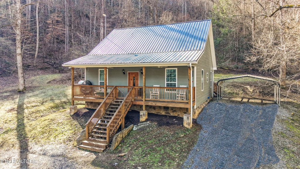 Photo of 4876 Pearl Valley Rd, Sevierville, TN 37876 (MLS # 1329628)