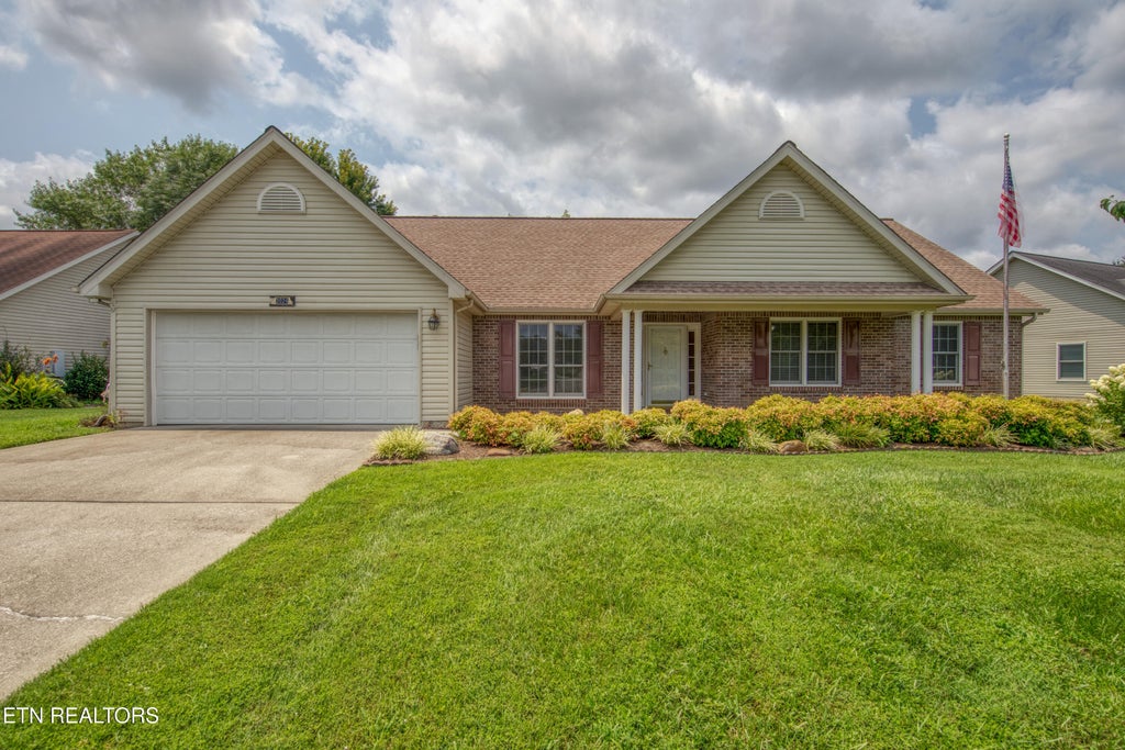 Photo of 2024 Wayside Rd, Knoxville, TN 37931 (MLS # 1350280)