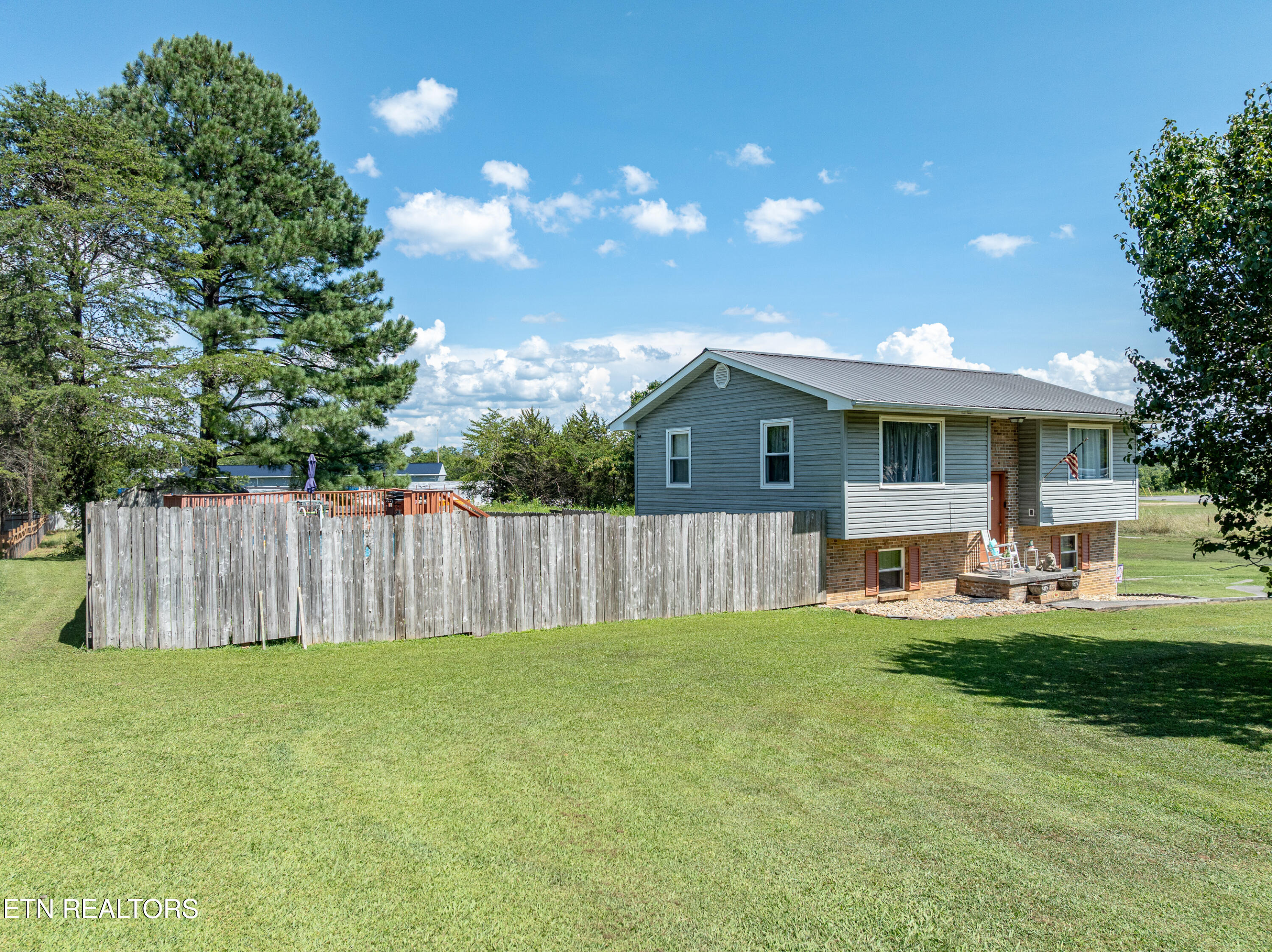 200 Sequoyah Drive