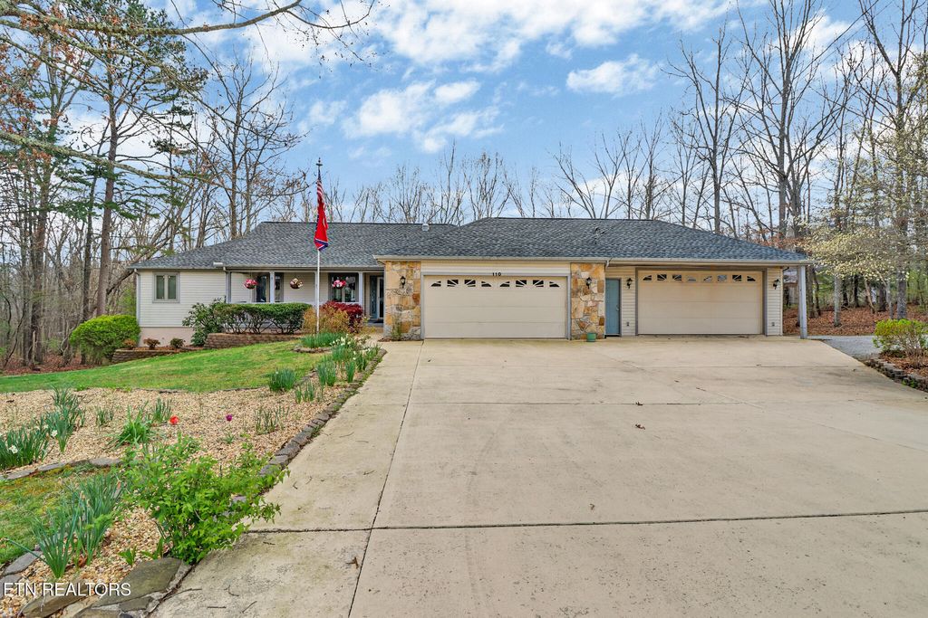 Photo of 110 Bradford Lane, Crossville, TN 38558 (MLS # 1335598)