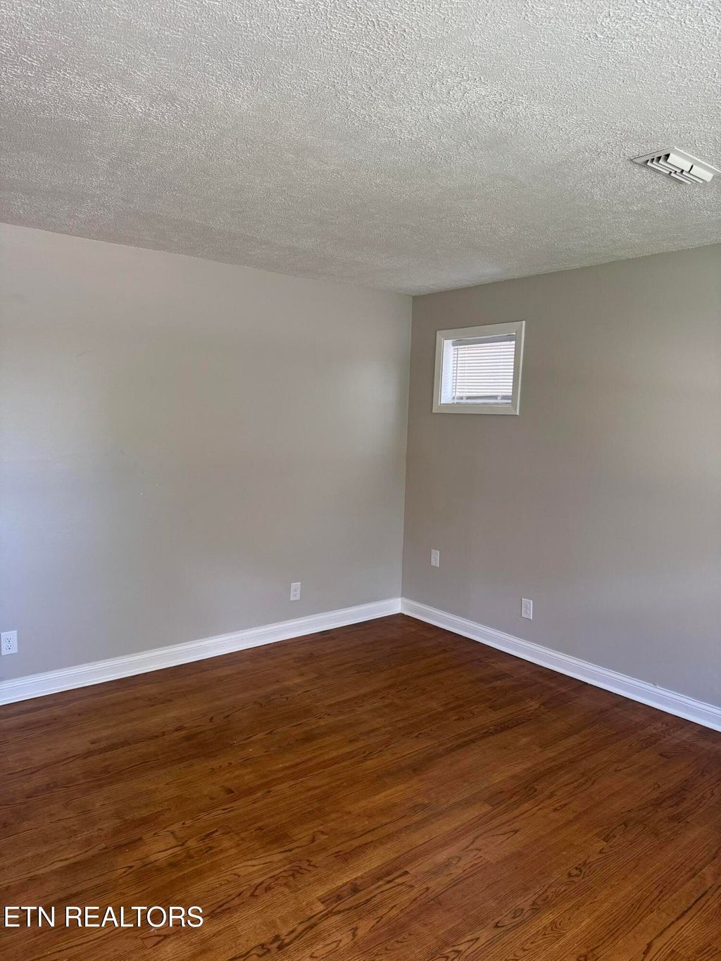Photo of 2336 Sylvania Ave, Knoxville, TN 37920 (MLS # 1317080)