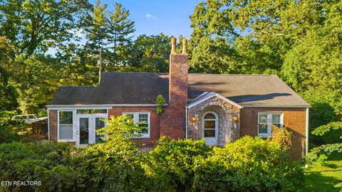 4303 Pleasant Ridge Rd Knoxville TN 37912