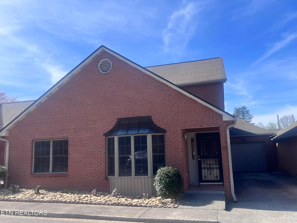 Photo of 1121 Fairgrounds Court, Kingston, TN 37763 (MLS # 1333954)