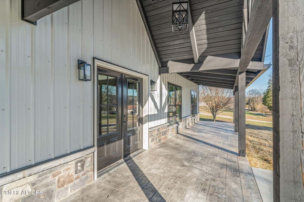 Photo of 940 Thorngrove Pike, Strawberry Plains, TN 37871 (MLS # 1345731)