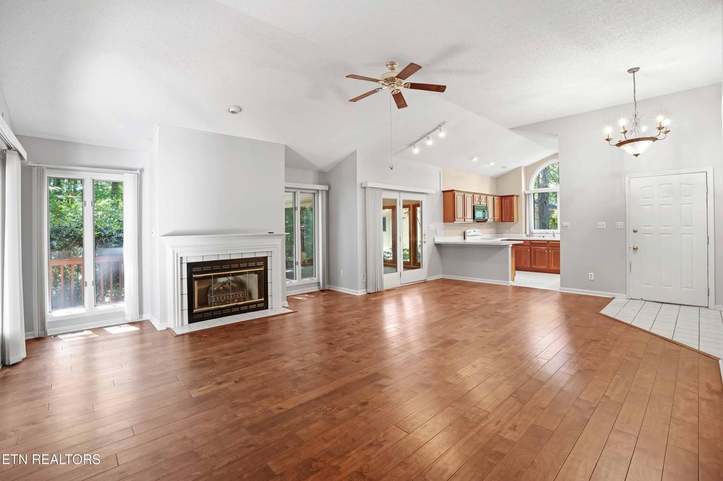 Photo of 312 Paoli Trace, Loudon, TN 37774 (MLS # 1322972)