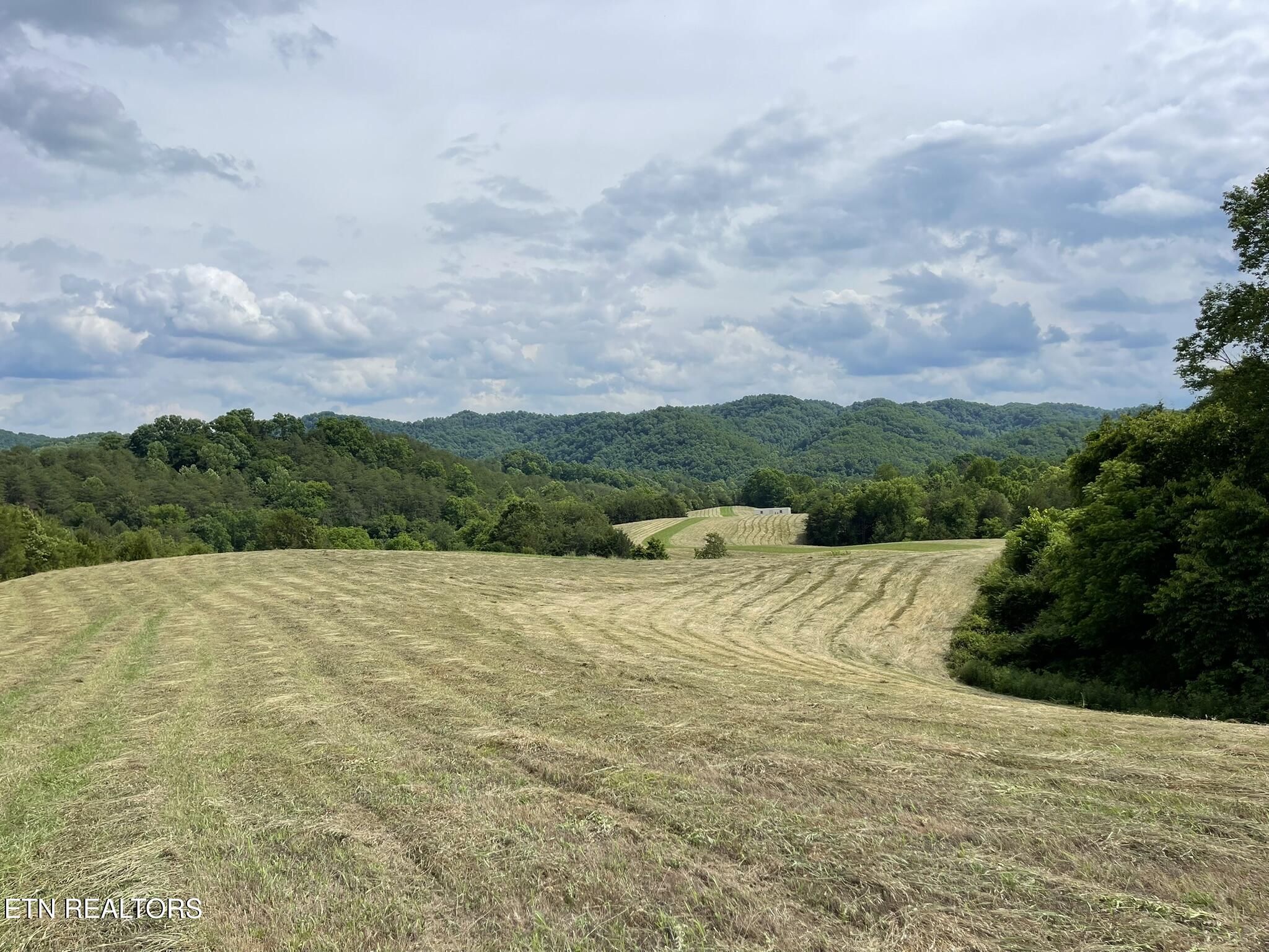 6948 Tazewell Hwy