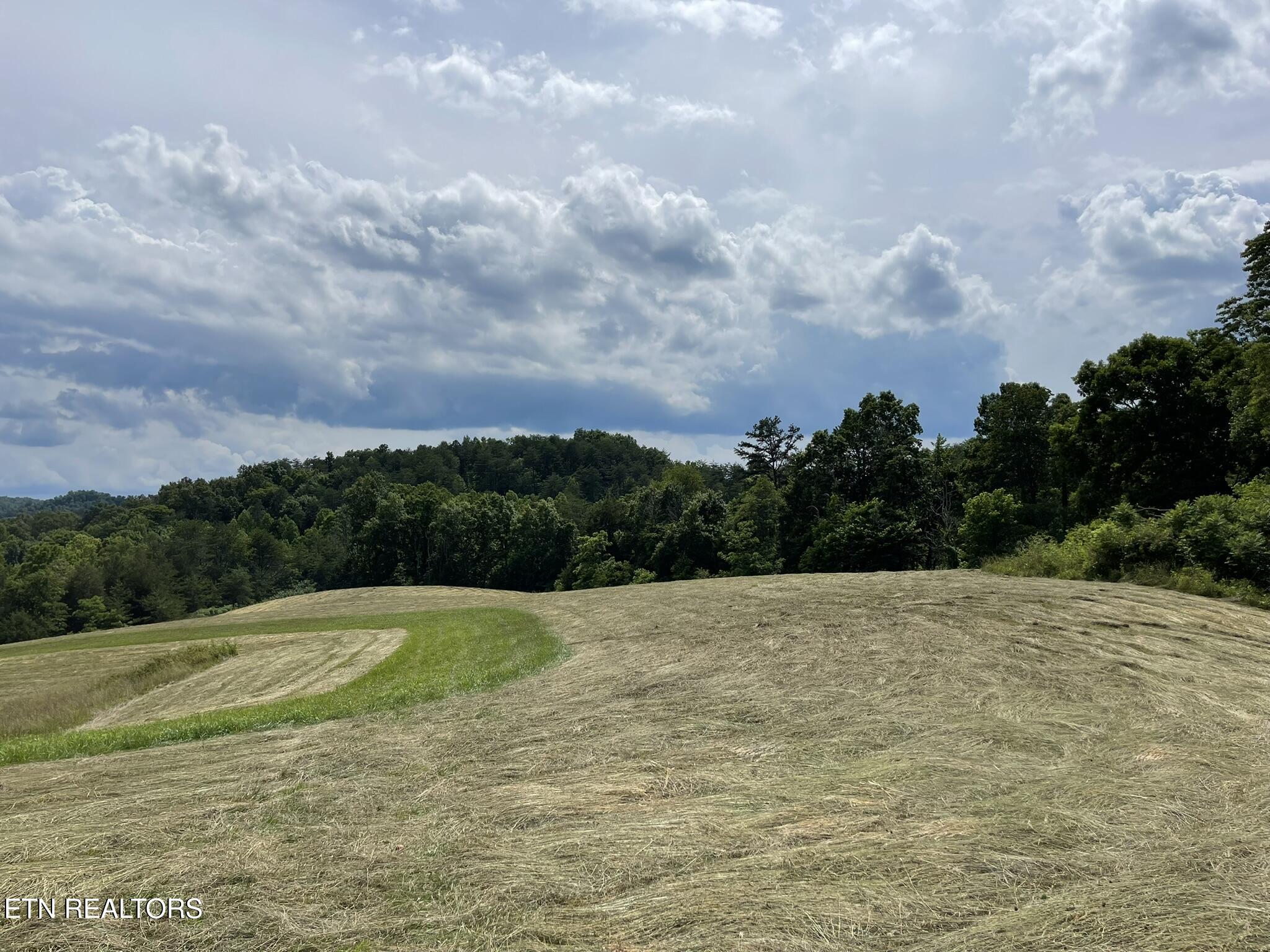 6948 Tazewell Hwy