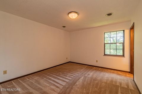 Tiny photo for 810 Highland Drive #103, Knoxville, TN 37912 (MLS # 1329830)