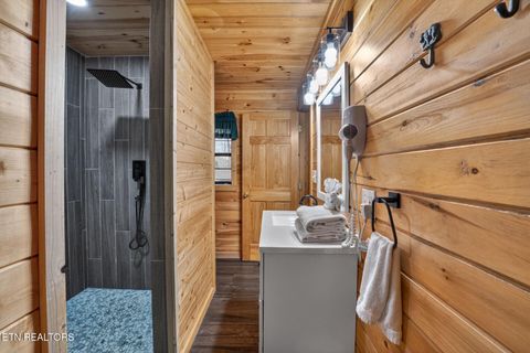 Tiny photo for 1930 Regans Ridge Way, Sevierville, TN 37876 (MLS # 1335950)